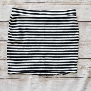 Divided Black White Striped Mini Skirt L
